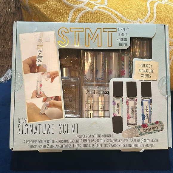 STMT DIY Signature Scent Art & Craft Kit by Horizon Group USA NEW - Picture 1 of 5